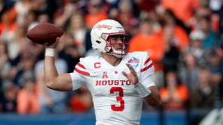 Could The Steelers Buy In On Clayton Tune As The Backup QB? (Clayton Tune). Photo by AP Photo / Butch Dill